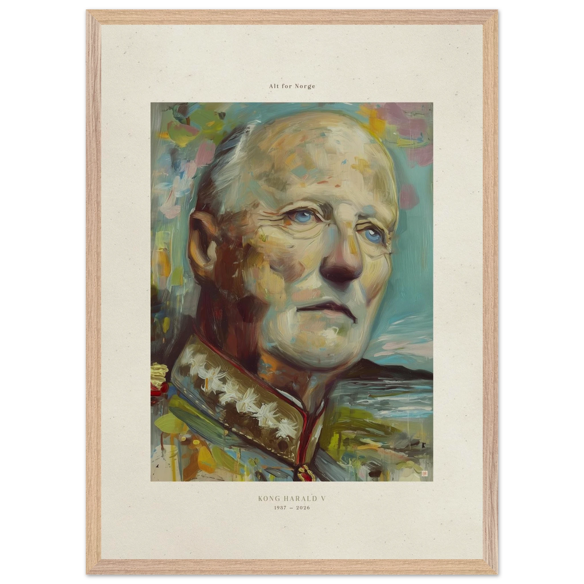Kong Harald V – Alt for Norge, kunsttrykk av ISARK vist i naturfarget treramme med lys kant.